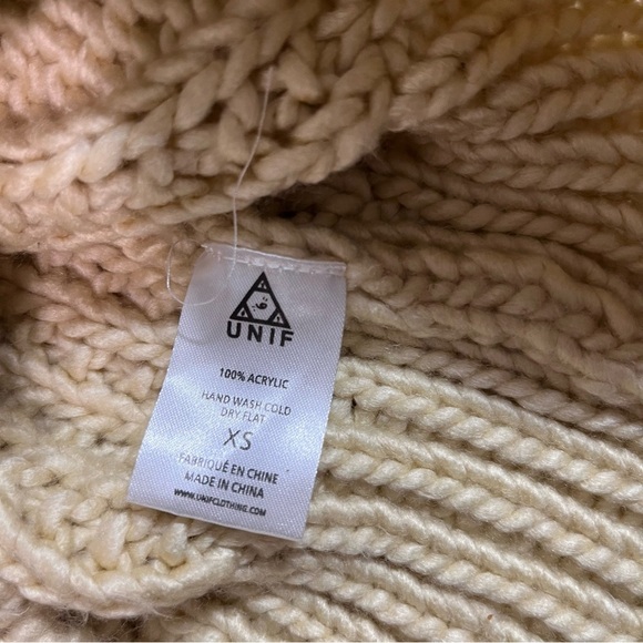 Urban Outfitters Cable ivory Knit Sweater - Picture 4 of 7